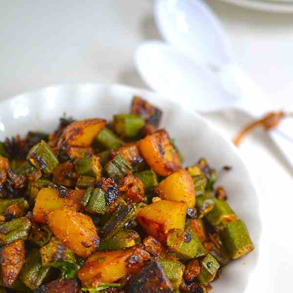 Aloo Bhindi Sabzi (Potato Okra Fry)