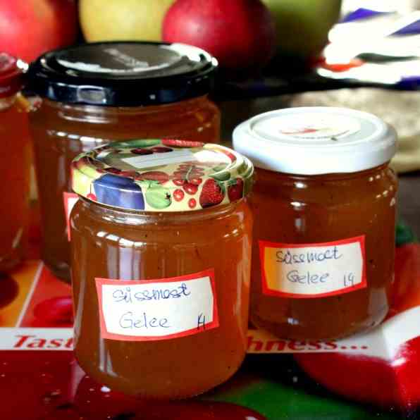 Apple Cider Jelly