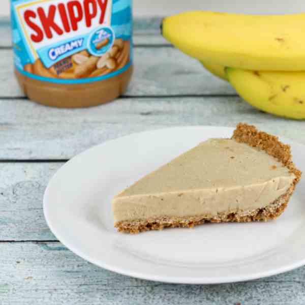 Peanut Butter Banana Ice Cream Pie