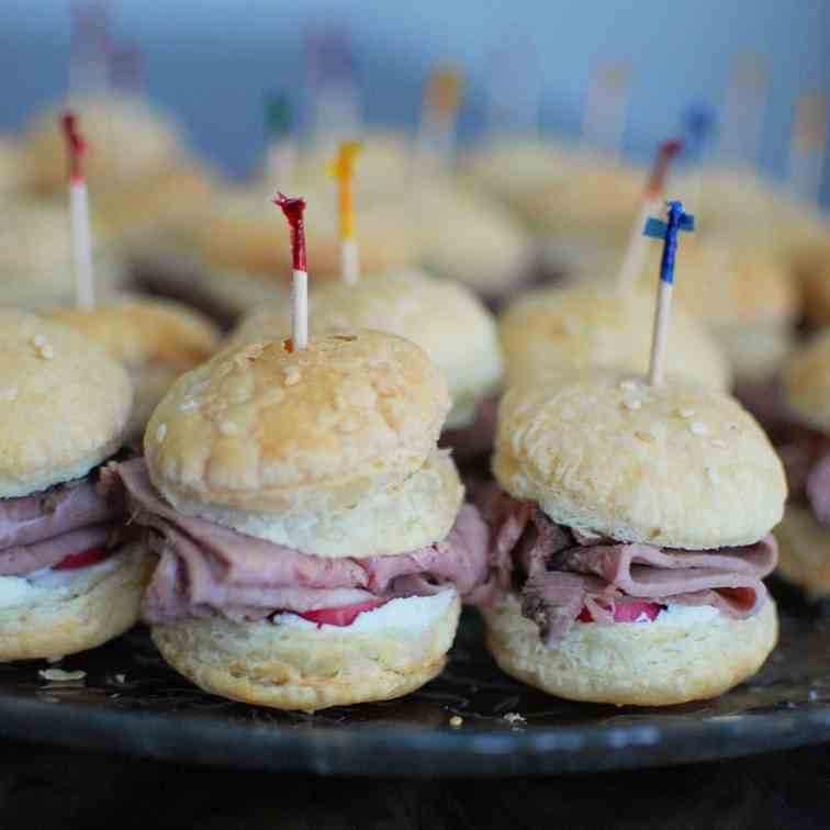 Mini Roast Beef Sandwiches