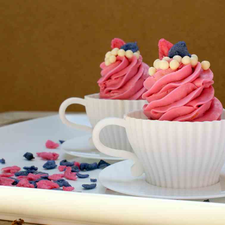 Hibiscus Tea Cupcakes 