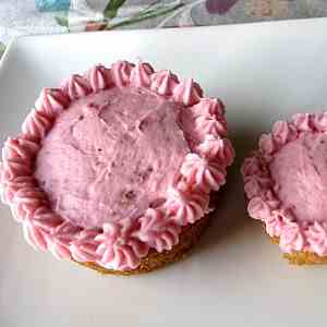 Strawberry cupcakes