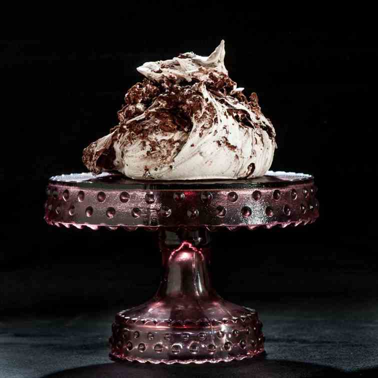 Cocoa Swirl Meringues