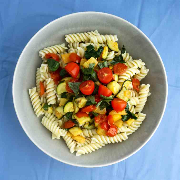 Fresh Vegetable Pineapple Pasta