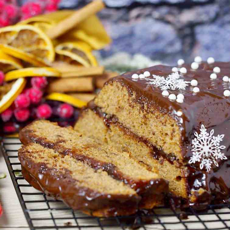 Easy gingerbread with plum jam