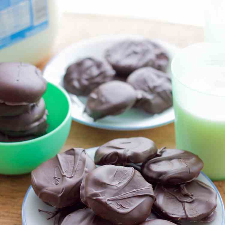 Gluten-Free Thin Mint Cookies