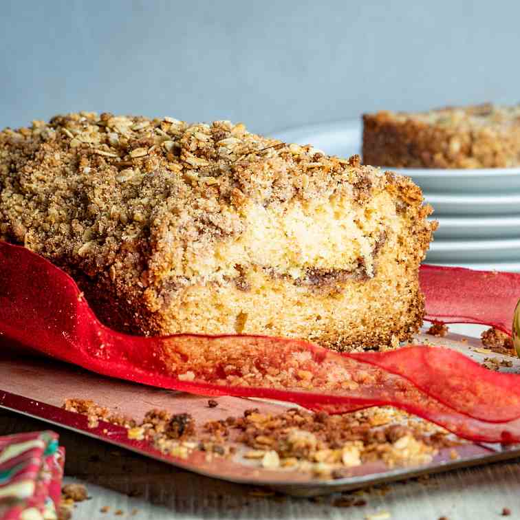 Coffee Cake with Cinnamon - Oats Crumble