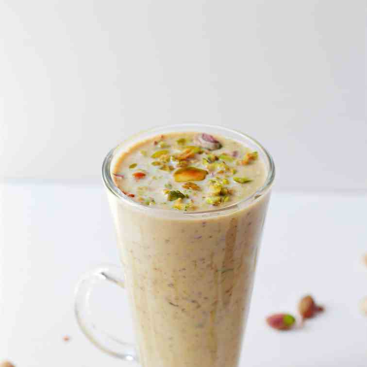 Date and Pistachio Milkshake