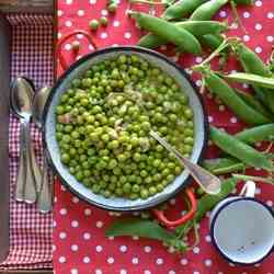 Petit pois (fresh green peas) with lard