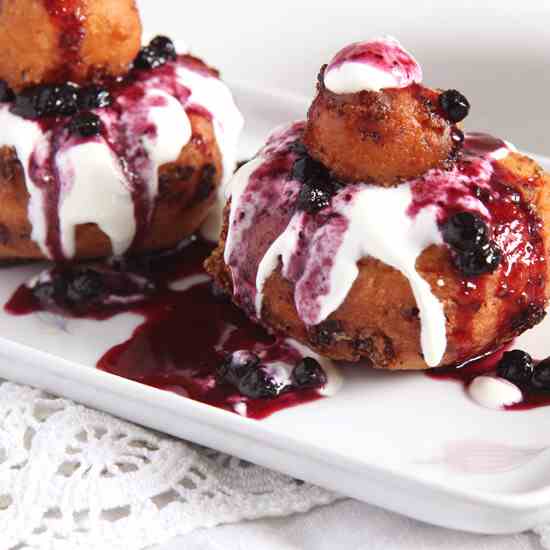 Romanian Cheese Doughnuts 