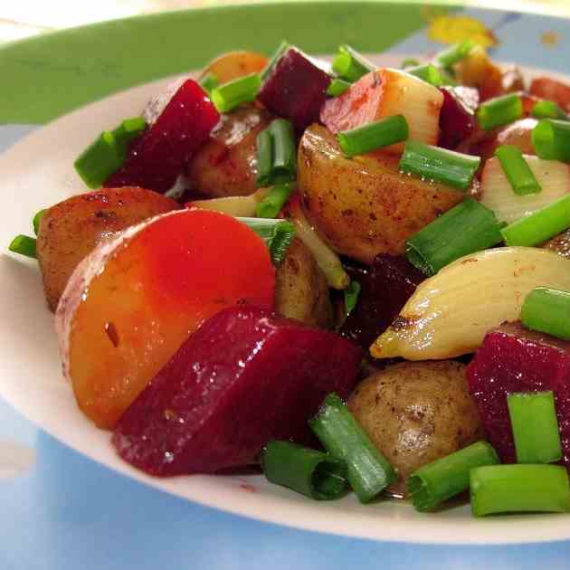 Baked Baby Potatoes and Beetroot
