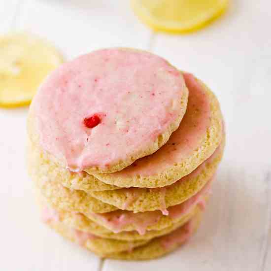 Strawberry Lemonade Cookies