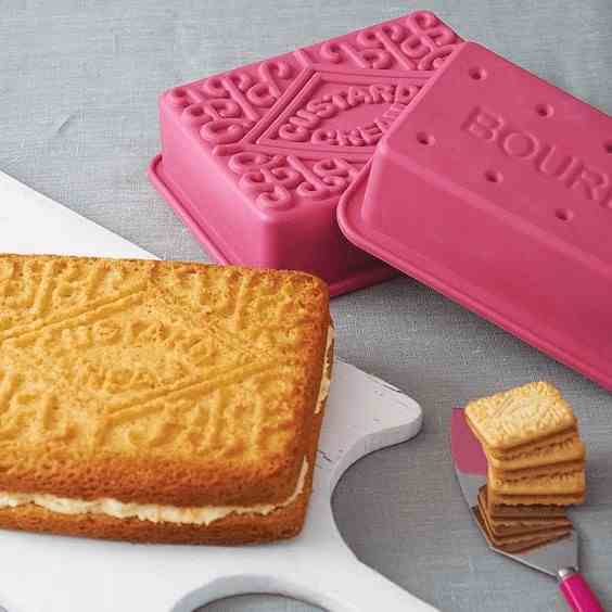 How To Make A Homemade Custard Cream Cake