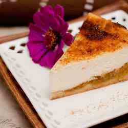 Cheesecake with caramel & orange