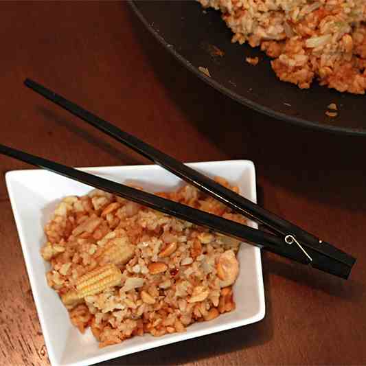 Spicy Chicken Fried Rice with Peanuts