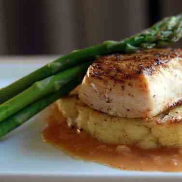 Halibut with sherry cream sauce