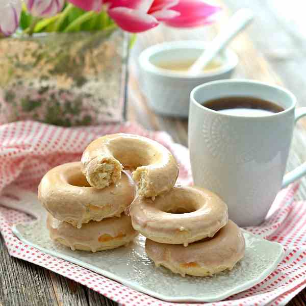 Skinny Caramel Vanilla Cream Donuts