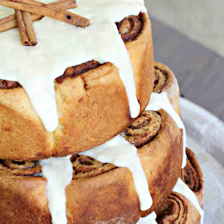 Cinnamon Bun Cake