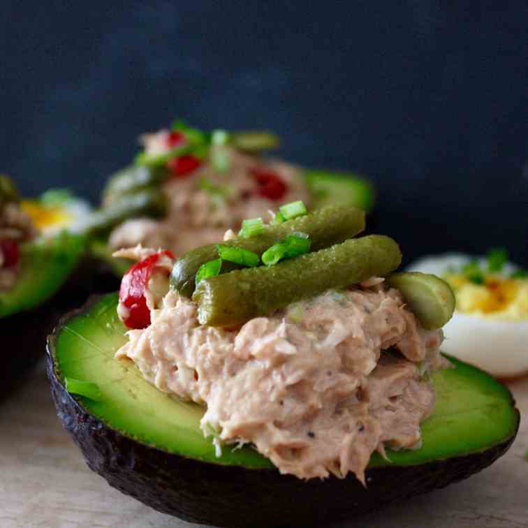 Spicy Tuna Avocado Boats