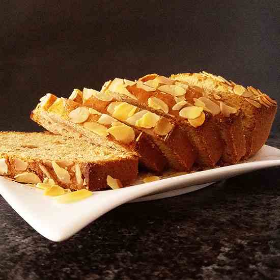 Speculoos ( aka Biscoff ) Bread with Almon