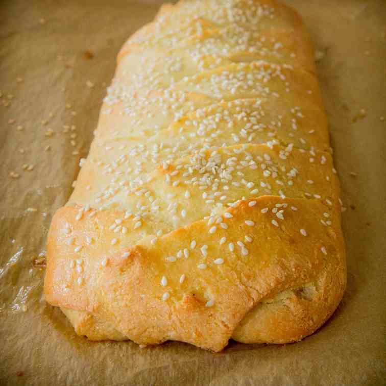 Low Carb Ham and Cheese Sandwich Braid