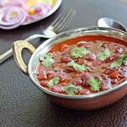 Rajma Masala (Spicy red kidney beans)