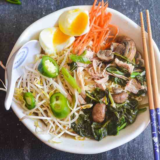 Instant Pot Chicken - Spinach Ramen-