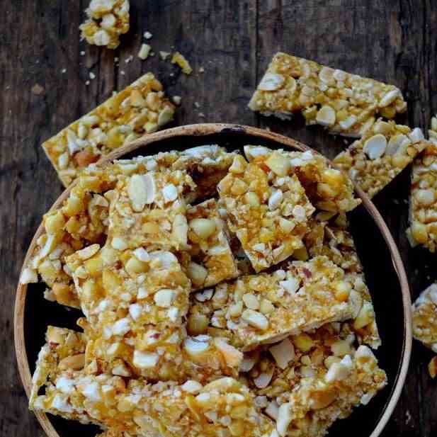 CHINESE PEANUT BRITTLE