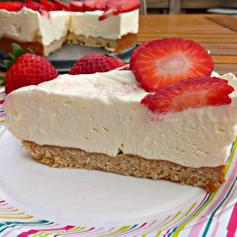 Strawberry Cheesecake with Coconut Base