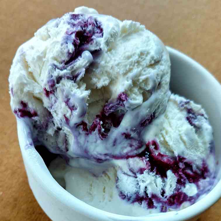 Blueberry Swirl ice-cream
