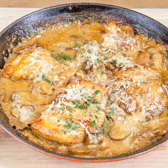 Creamy Sherry and Thyme Chicken Thighs