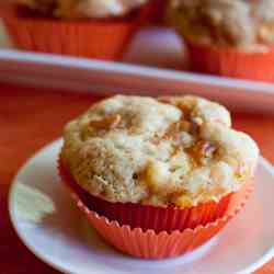 Peach Cobbler Muffins