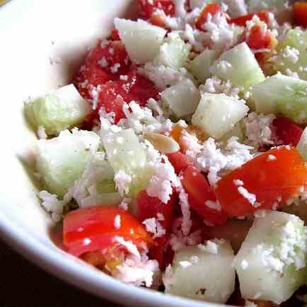 Cucumber and tomato salad with coconut