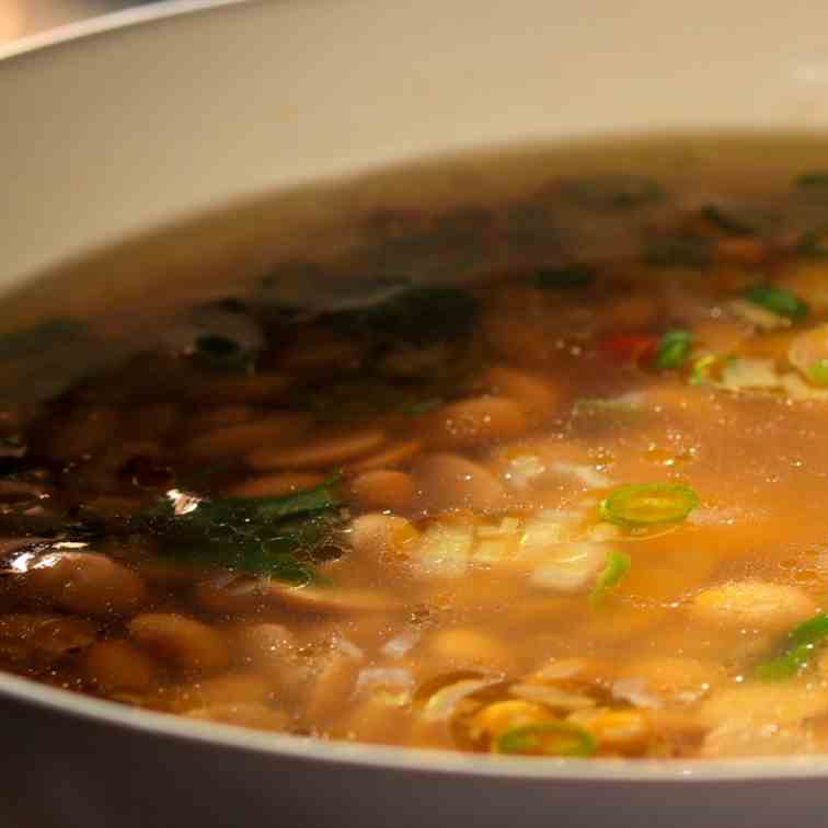 Ginger and Chilli Soy Bean Soup