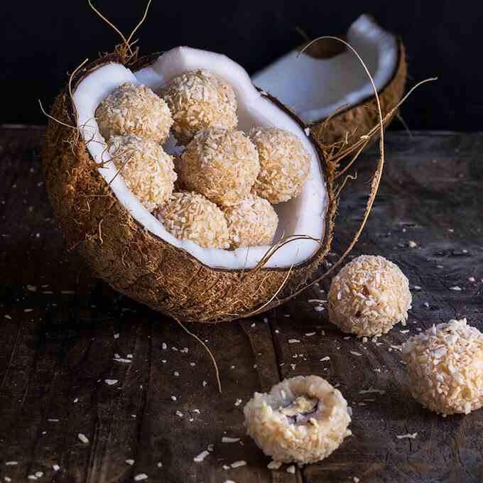 White chocolate coconut truffles