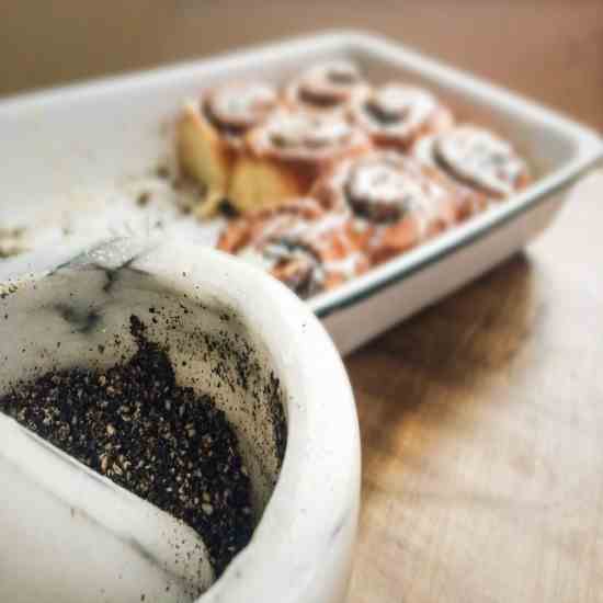 Black sesame and condensed milk buns