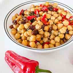 Spicy Garbanzo Bean Salad w/ Aleppo Pepper