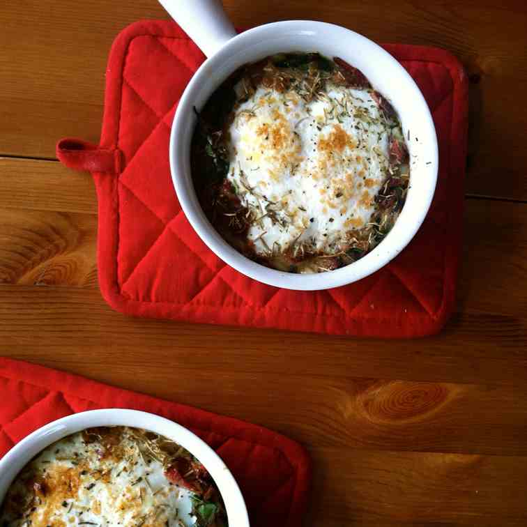 Baked Eggs with Bacon and Spinach