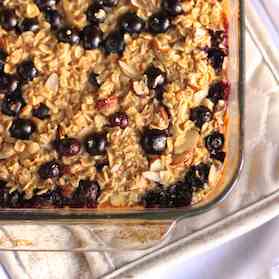 Blueberry Almond Baked Oatmeal