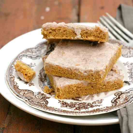 Pumpkin Bars & Cinnamon Icing