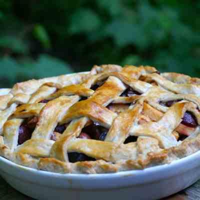 Sweet Cherry & Apple Pie