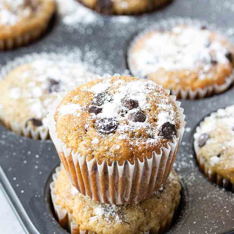 Easy Chocolate Chip Banana Muffins