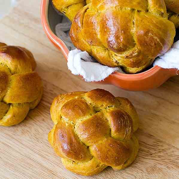 Pumpkin Challah