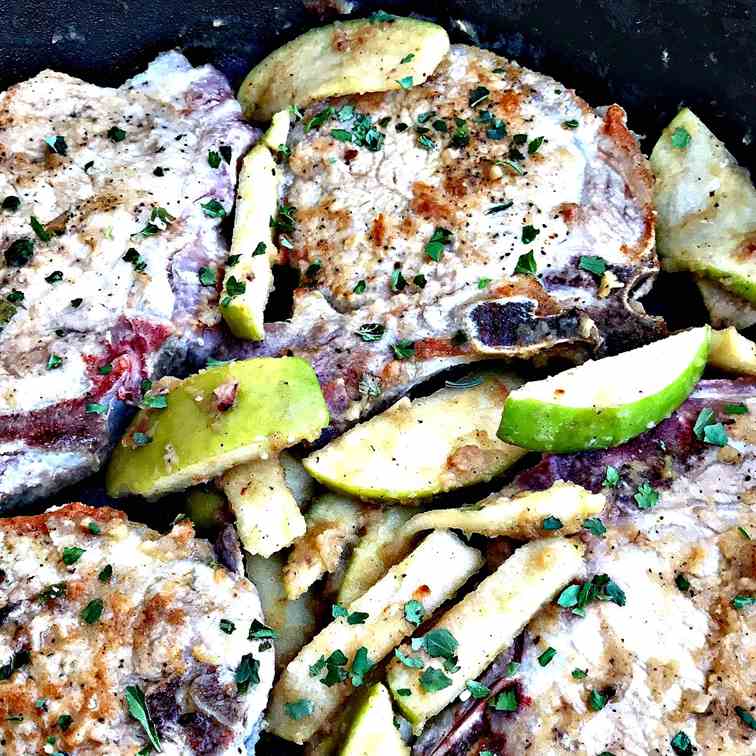 Pan Seared Apple Pork Chops