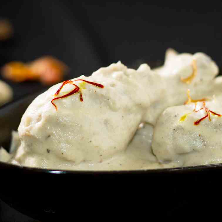 Chicken in White Gravy : Safed Murg Korma