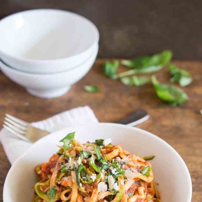 Zucchini Pasta with Tomato Sauce