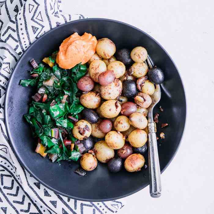 Smoked Paprika Skillet Potatoes