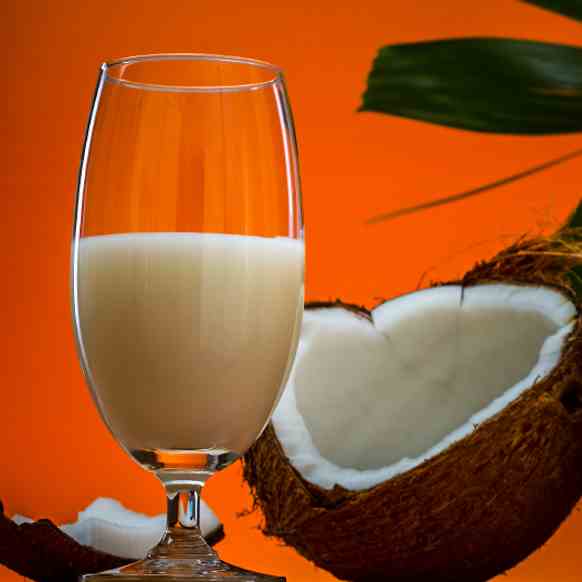 How To Prepare Homemade Coconut Milk 
