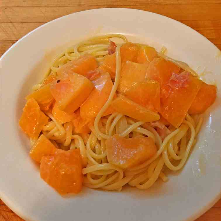 Linguine With Melon and Prosciutto