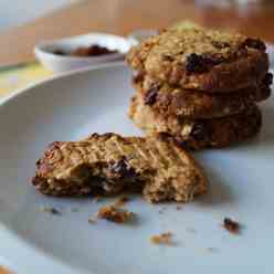 Crumbly Oat & Raisin Cookies